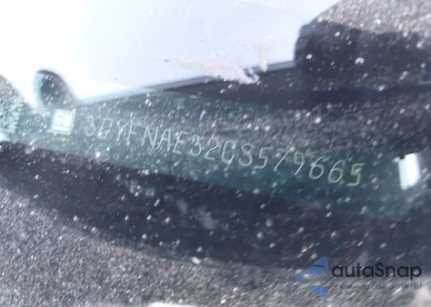 2012 Cadillac Srx Luxury Collection z USA, uszkodzony, nr VIN 3GYFNAE32CS579665